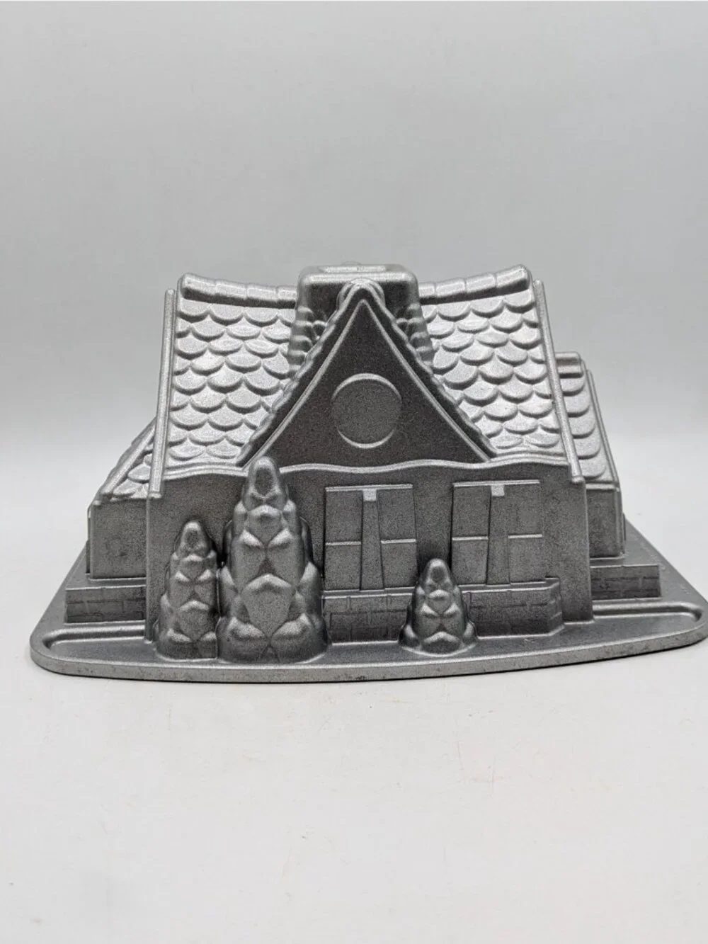 Nordic Ware Gingerbread House Cake Tin Bundt Pan Mold Silver Cast Aluminum
